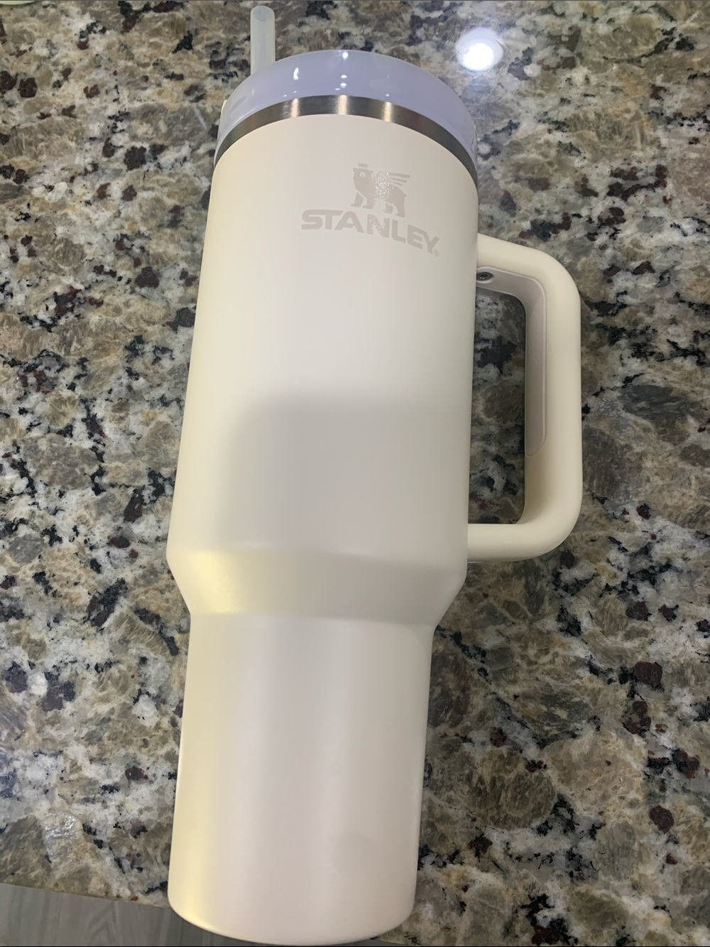 Stanley Cream Travel Mug with Handle and Straw - Picture 1 of 2